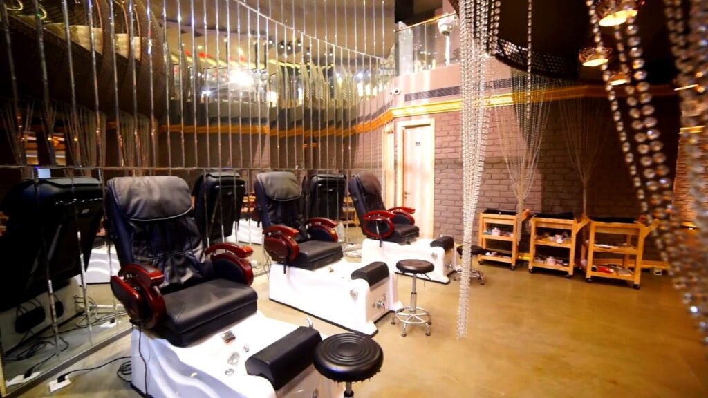 Headmaster Experience Unlimited | Head Master Salon