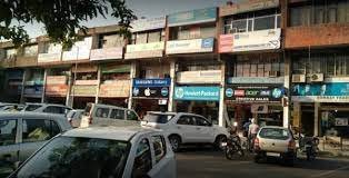 Computer And Laptop Market In Chandigarh, Sector 20