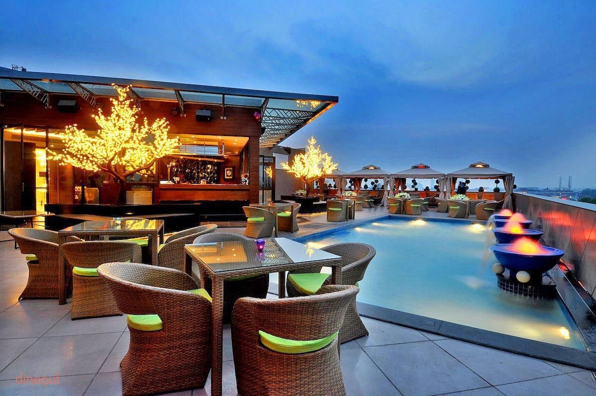 Top Best Places For Couples In Chandigarh